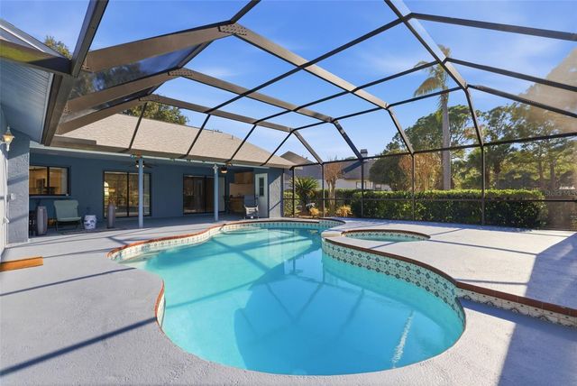 3916 CEDAR CAY CIRCLE, Valrico, FL 33596