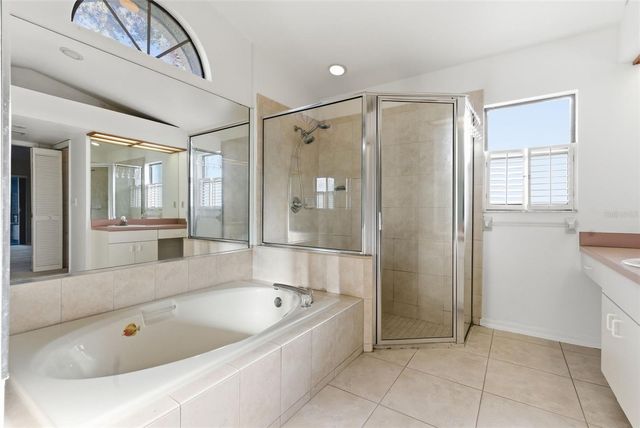 3916 CEDAR CAY CIRCLE, Valrico, FL 33596