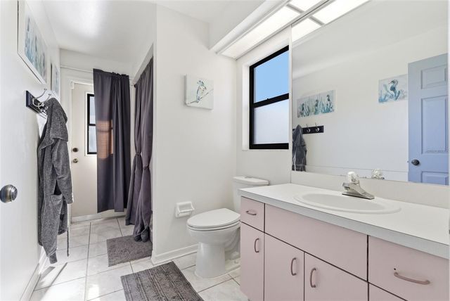 3916 CEDAR CAY CIRCLE, Valrico, FL 33596