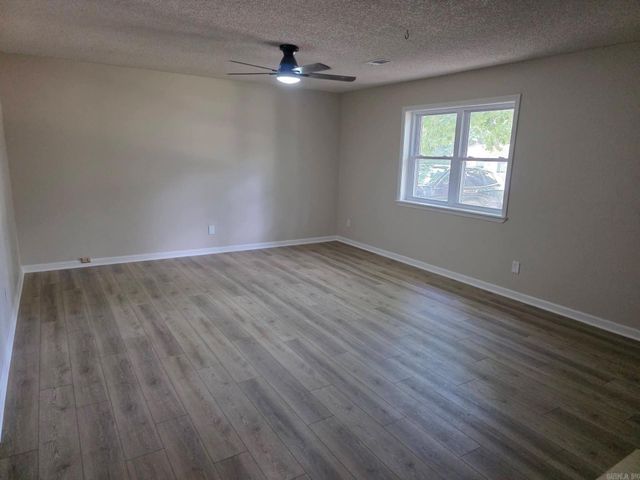 163 Honeysuckle Cir, Hot Springs, AR 71913