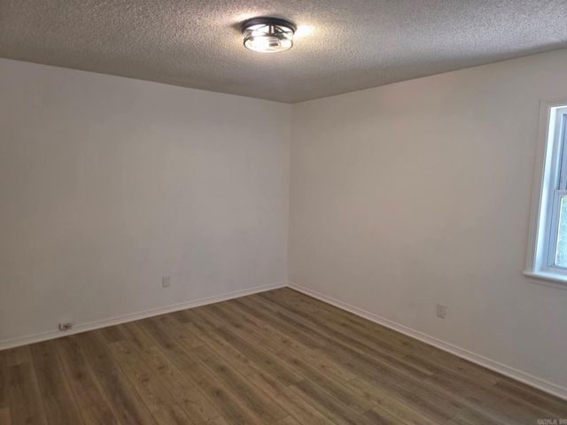 163 Honeysuckle Cir, Hot Springs, AR 71913