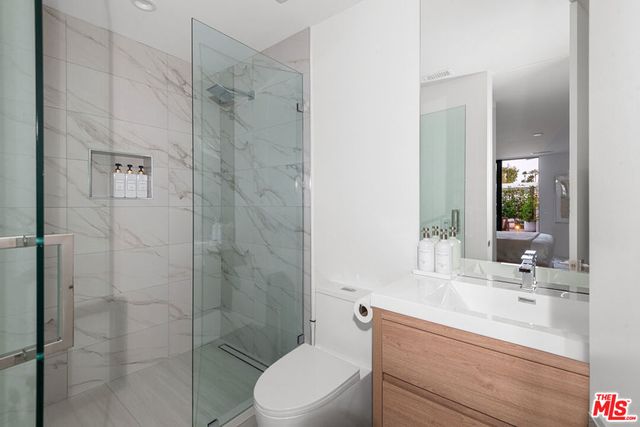 49723 Avenida Montero, La Quinta, CA 92253