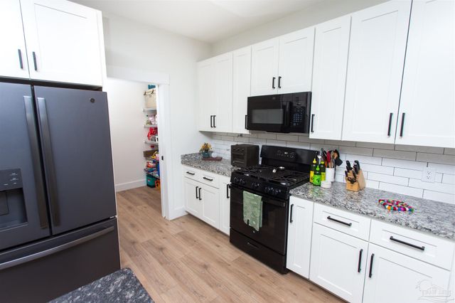 615 N B St, Pensacola, FL 32501