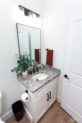 615 N B St, Pensacola, FL 32501