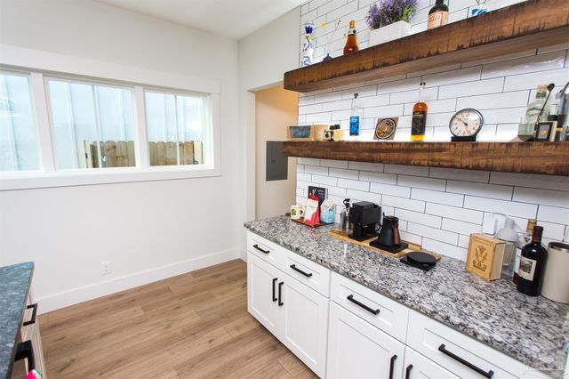 615 N B St, Pensacola, FL 32501