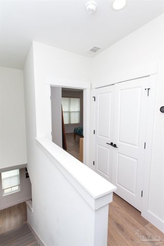 615 N B St, Pensacola, FL 32501