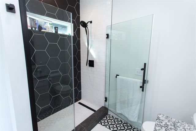 615 N B St, Pensacola, FL 32501