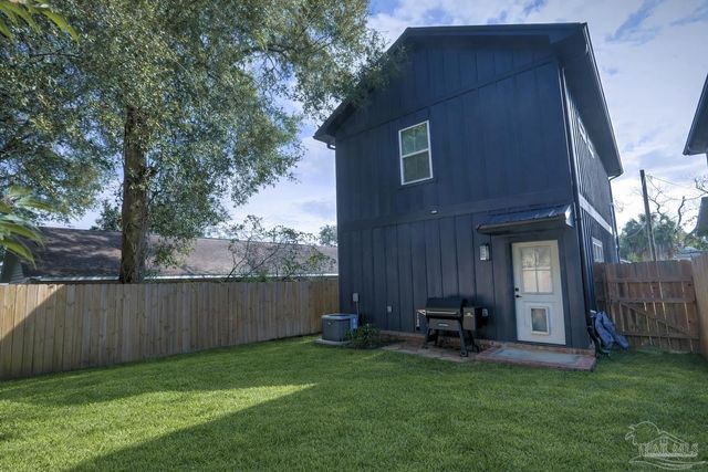 615 N B St, Pensacola, FL 32501