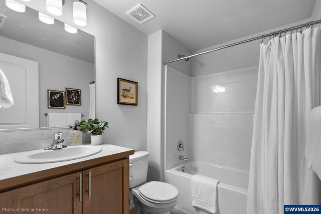 3112 S 13th St, Lebanon, OR 97355