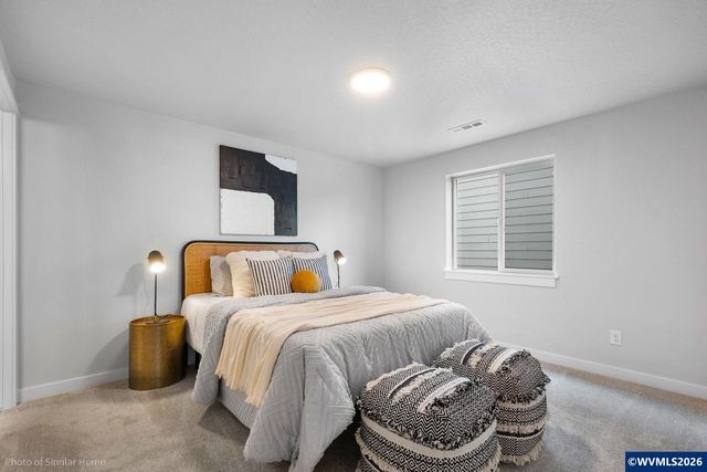 3112 S 13th St, Lebanon, OR 97355