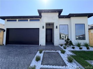 5901 Rayo Del Sol Street, Edinburg, TX 78542