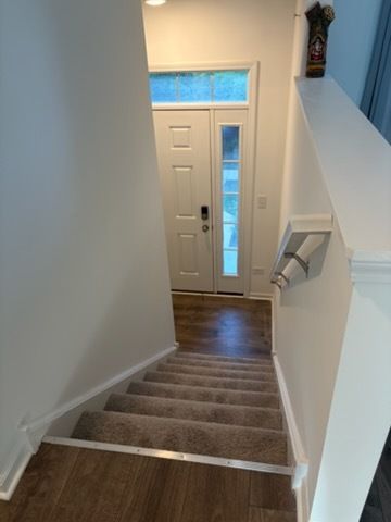 908 Bradford Drive, Naperville, IL 60563