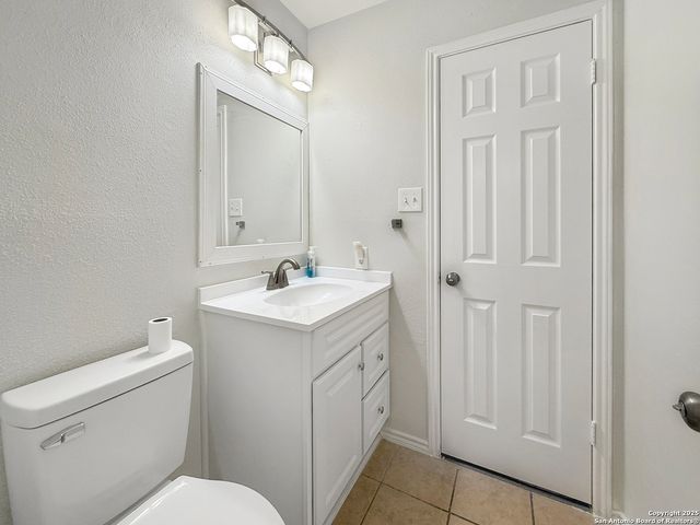 8426 Maple Ridge, San Antonio, TX 78239