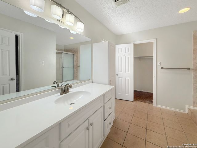 8426 Maple Ridge, San Antonio, TX 78239