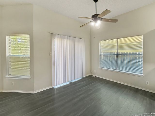 8426 Maple Ridge, San Antonio, TX 78239