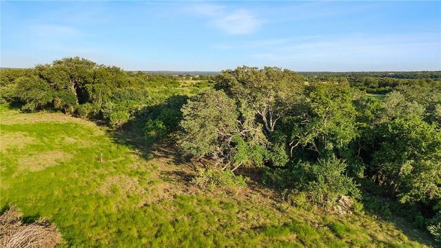 5274 County Road 200, Liberty Hill, TX 78642