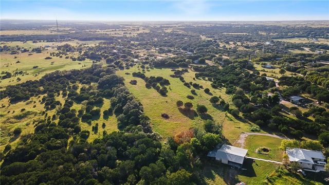 5274 County Road 200, Liberty Hill, TX 78642