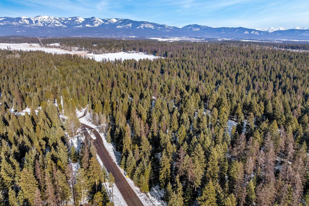 1673 Whitefish Hills Drive, Whitefish, MT 59937 photo 11