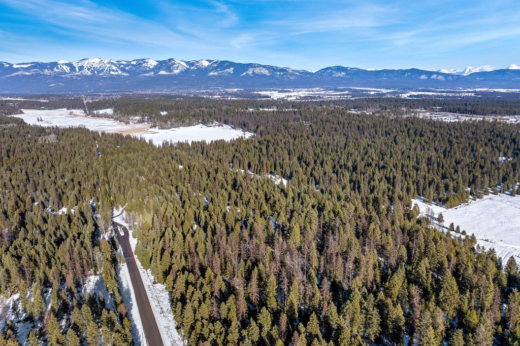 1673 Whitefish Hills Drive, Whitefish, MT 59937 photo 5