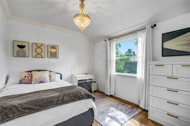 6830 Bothwell Road, Reseda, CA 91335