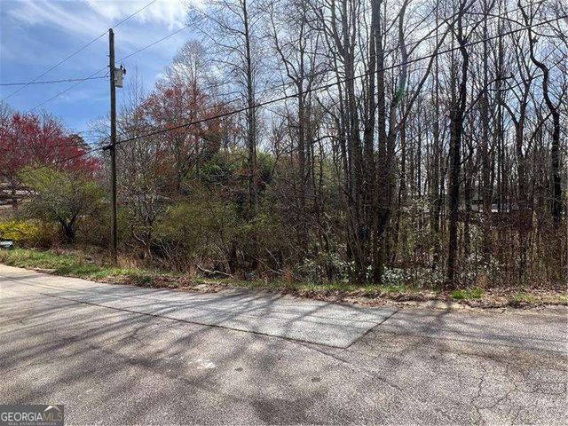 5825 N Bear Drive, Douglasville, GA 30135