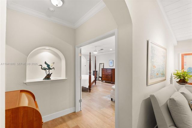 1901 Country Club Prado, Coral Gables, FL 33134