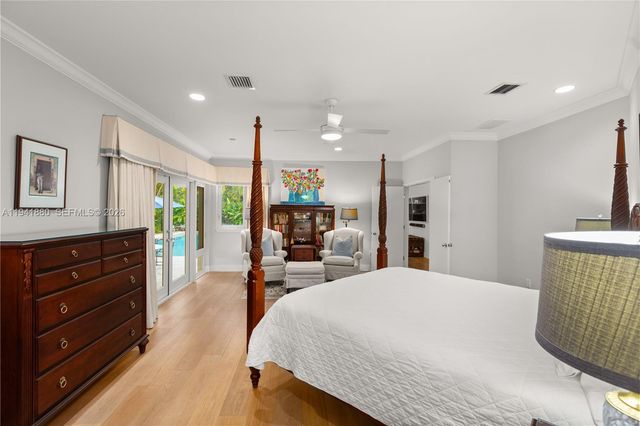 1901 Country Club Prado, Coral Gables, FL 33134