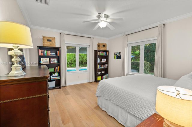 1901 Country Club Prado, Coral Gables, FL 33134