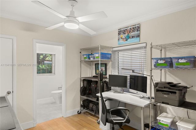 1901 Country Club Prado, Coral Gables, FL 33134