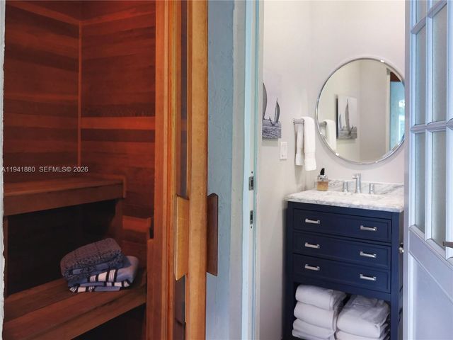 1901 Country Club Prado, Coral Gables, FL 33134