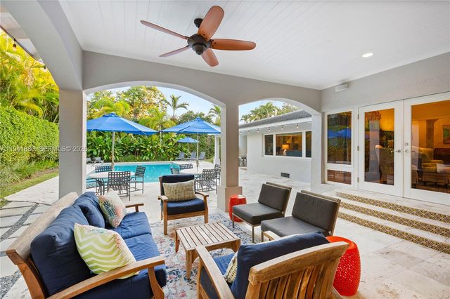 1901 Country Club Prado, Coral Gables, FL 33134