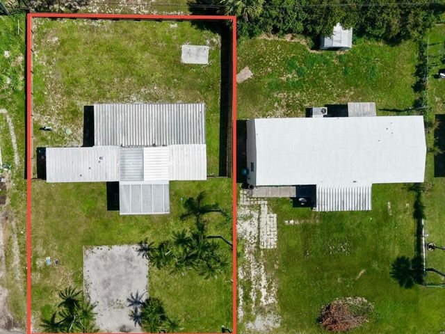 5204 Deanna Lane, Fort Pierce, FL 34946
