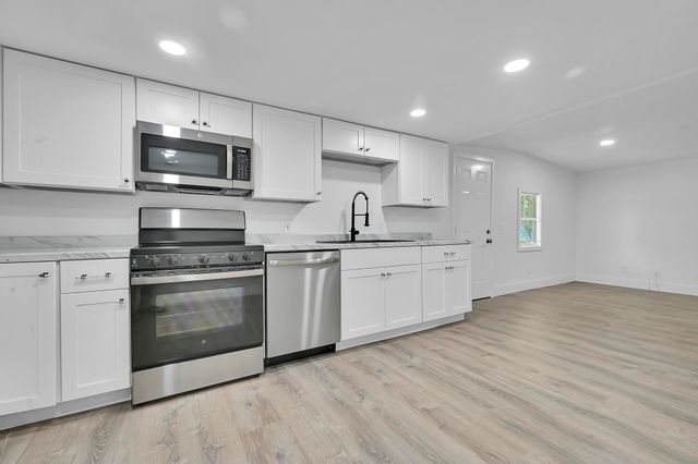5204 Deanna Lane, Fort Pierce, FL 34946