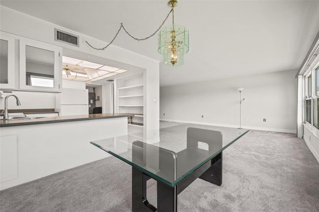 1655 S HIGHLAND AVENUE J390, Clearwater, FL 33756