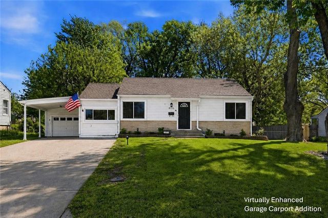 8233 Woodward Street, Overland Park, KS 66204