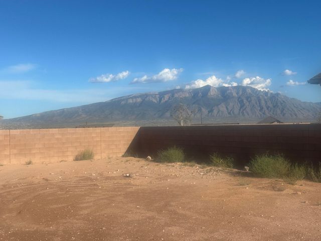 4146 Silver Springs Drive NE, Rio Rancho, NM 87144