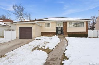 847 Oliver Avenue, North Woodmere, NY 11581