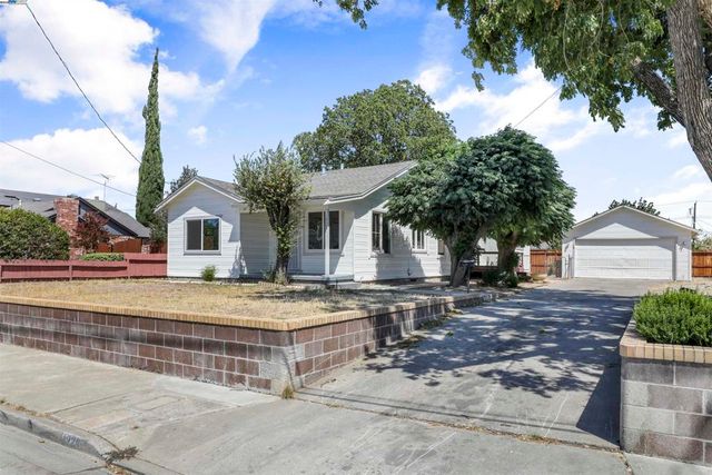 1925 Alpha Way, Antioch, CA 94509