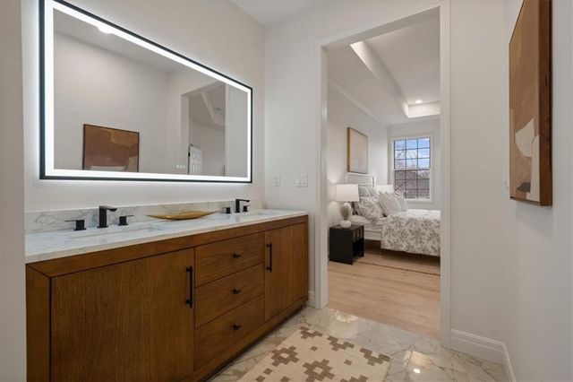 7633 W 148th Terrace, Overland Park, KS 66223