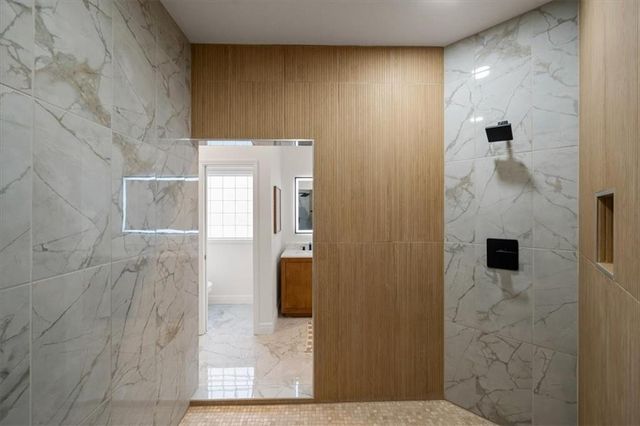 7633 W 148th Terrace, Overland Park, KS 66223