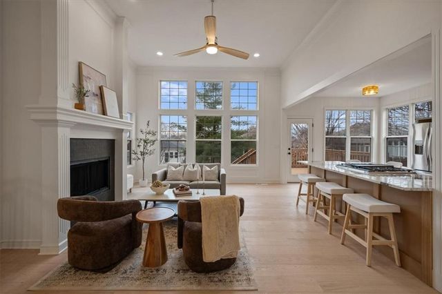 7633 W 148th Terrace, Overland Park, KS 66223