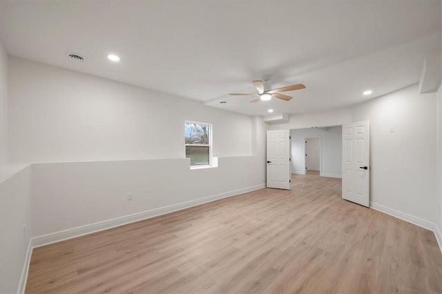 7633 W 148th Terrace, Overland Park, KS 66223