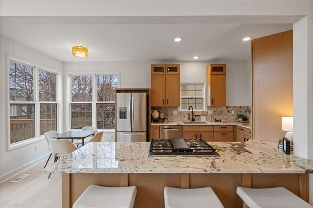 7633 W 148th Terrace, Overland Park, KS 66223