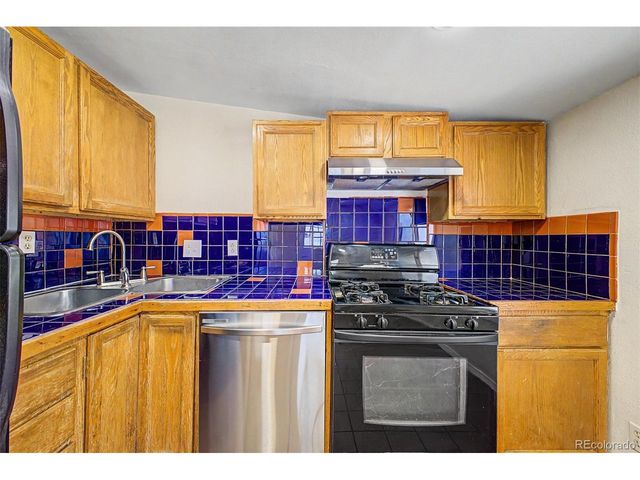 1962 S Logan St, Denver, CO 80210