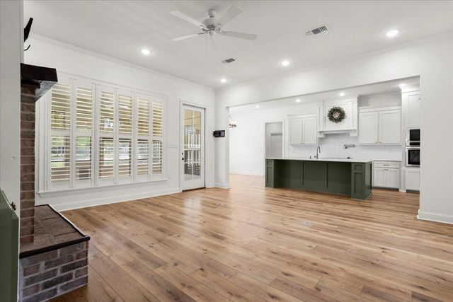 2 South Founders Way, Hattiesburg, MS 39401