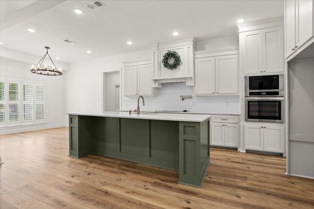 2 South Founders Way, Hattiesburg, MS 39401