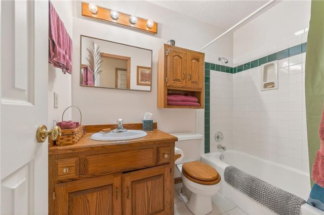 18703 Plattsburg Road, Holt, MO 64048