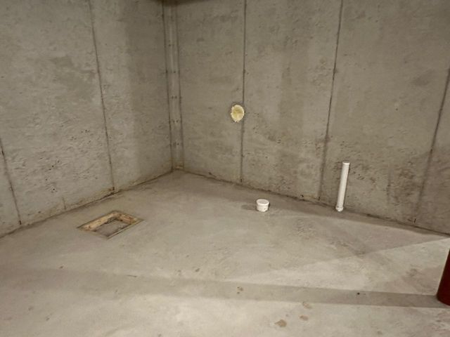 1055 Fairway COURT, Sheboygan Falls, WI 53085