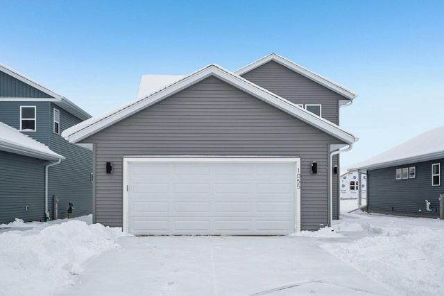 1055 Fairway COURT, Sheboygan Falls, WI 53085