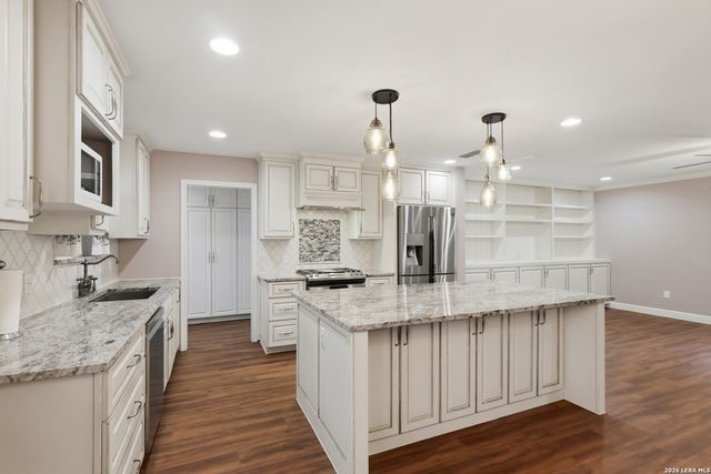 30511 Oakview, Bulverde, TX 78163